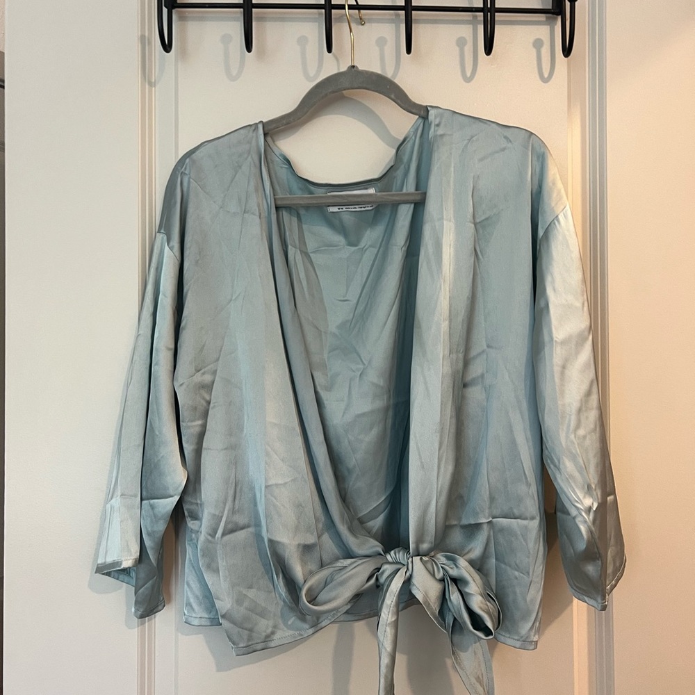 Urban silk wrap top